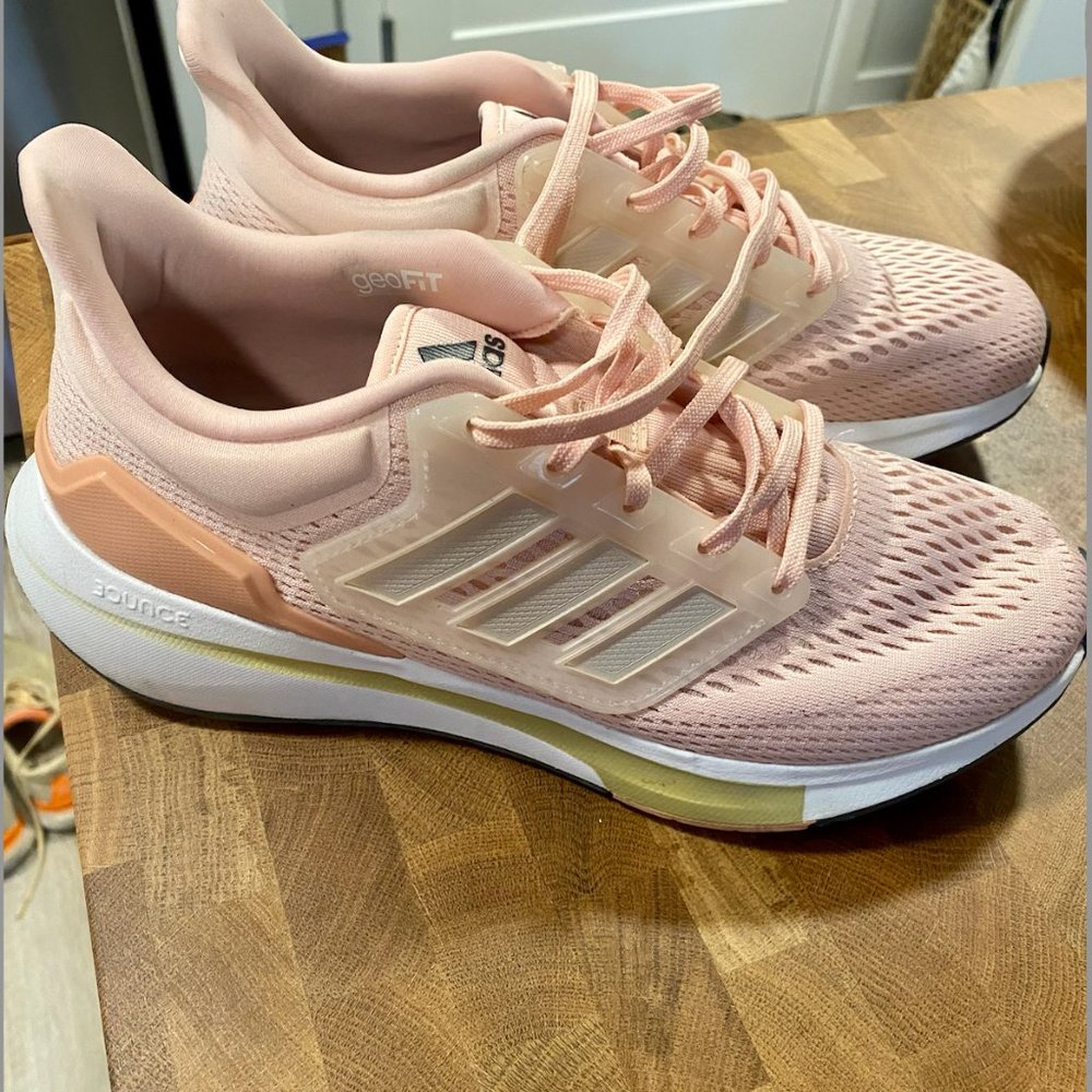 Women's Size 8.5 Pink Adidas Running Shoes - Picture 1 of 4
